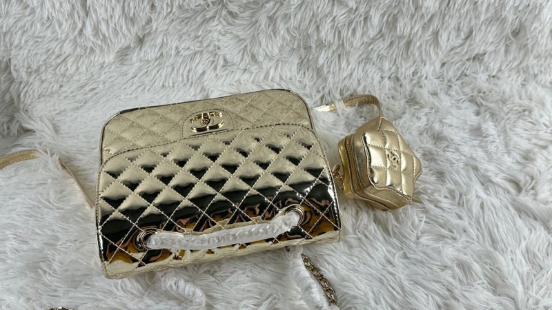 Ch**el cf series bags